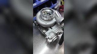 Mẫu Turbo: HE400VE